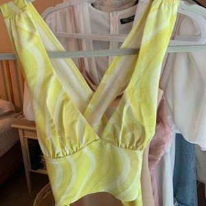 URBAN OUTFITTERS UO Plunging Tie-Back Crop Top